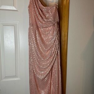 Elegant Pink Sequin Evening Dress